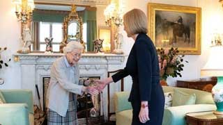 Truss becomes new UK PM after audience with queen