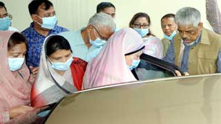 Khaleda Zia returns home after health check-ups