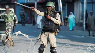 India increases restrictions in Kashmir
