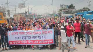 RMG workers continue protesting for due wages in Gazipur, Savar