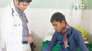 BSMMU sets up ‘fever clinic’ at Betar Bhaban