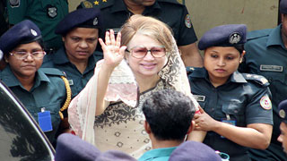 Khaleda Zia gets 6-month bail