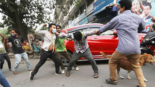 20 injured as BCL attacks anti-Modi protest on DU   