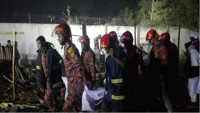 4 of a family die in Narayanganj fire