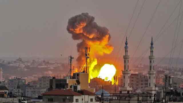 Israel carries out Gaza strikes