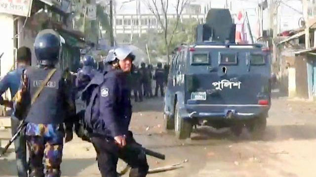 One killed as RMG workers continue protests for wage hike