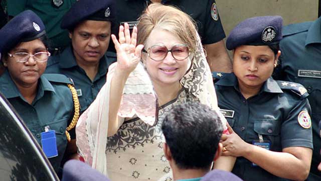 Khaleda Zia gets bail in 2 cases