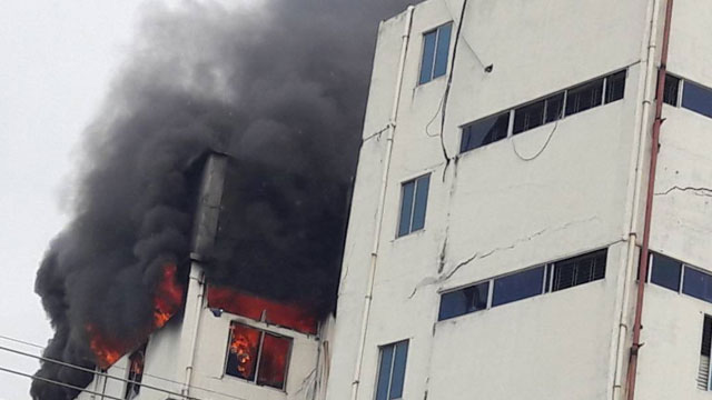 Fire at Minister Refrigerator warehouse in Gazipur