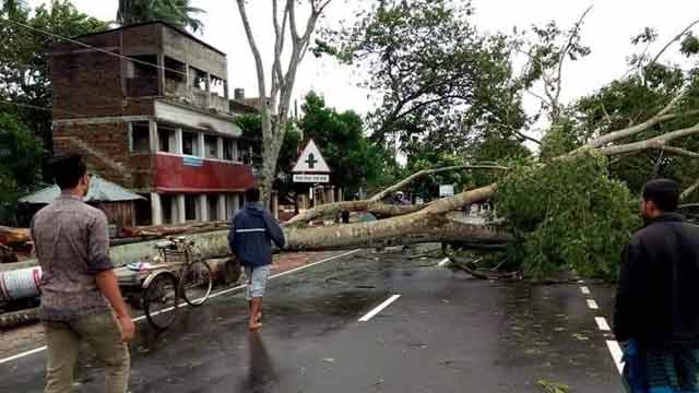 4,000-5,000 houses damaged by cyclone ‘Bulbul’