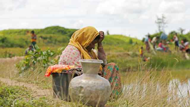 Rohingyas flee ‘no man’s land’ after repatriation talks
