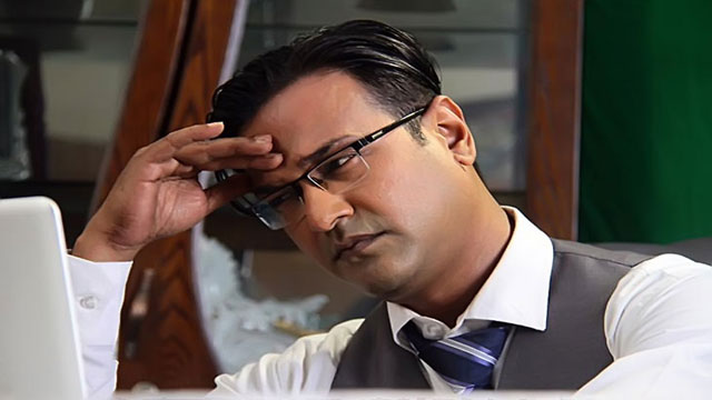 Singer Asif arrested in case filed by lyricist