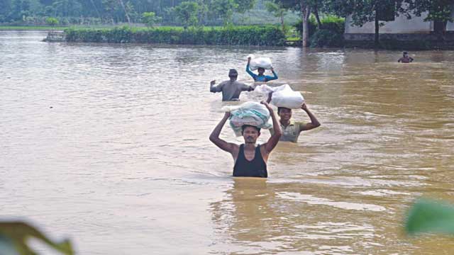 Fenchuganj flood situation worsens; 30,000 marooned