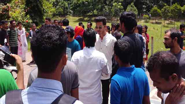 BCL men attack on CU students