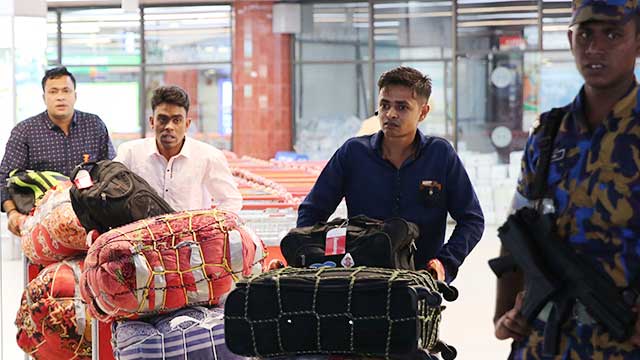 Saudi Arabia deports 109 more Bangladeshi workers