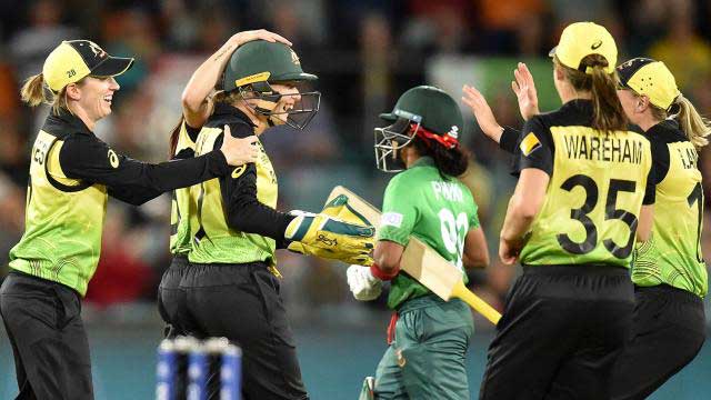 Bangladesh thrashed by Australia