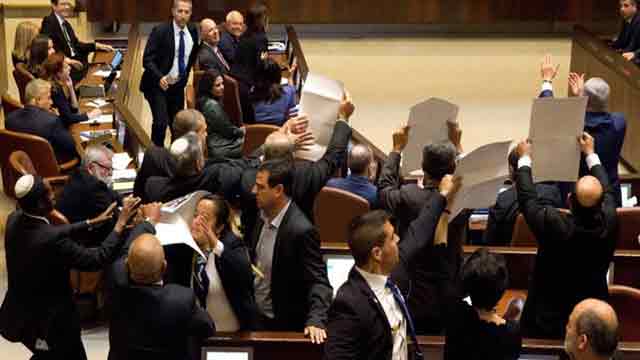 Arab MPs ejected after protesting Pence Knesset speech