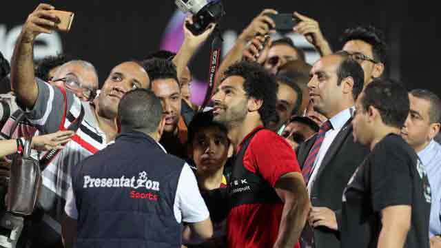 Egypt fans pin hopes on injured Salah for World Cup glory