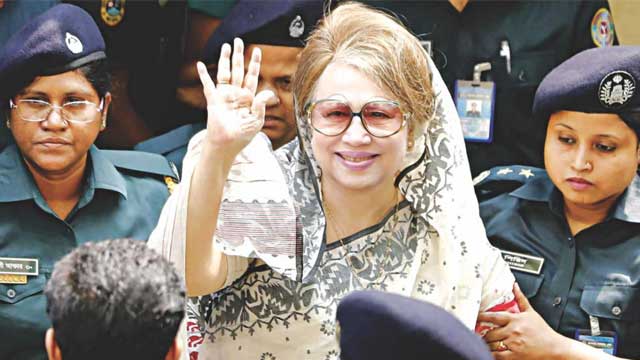 No confidence of Khaleda Zia’s counsel in HC bench