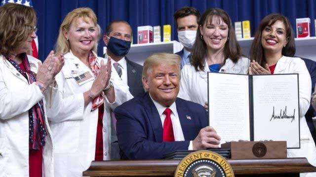 Trump acts to cut prescription drug prices in US