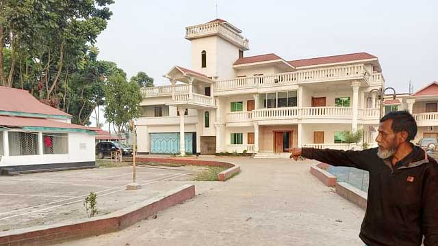 এমপি হয়ে বাড়ি, গাড়ি, জমি সবই হয়েছে তার