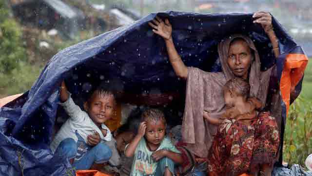Govt to issue special visa for relief workers in Rohingya camps: Hasina