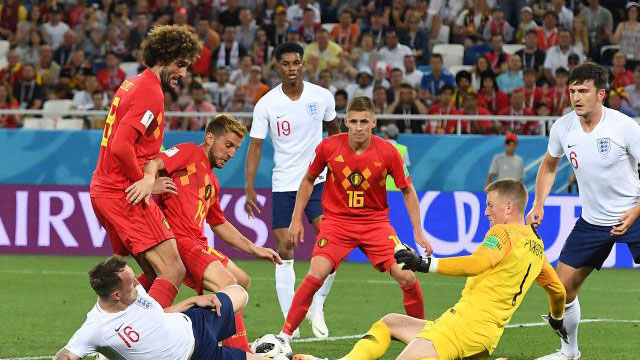Belgium pip England to top spot