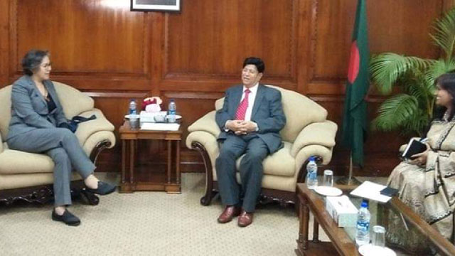 UN expert Lee discusses Rohingya issue with FM Momen