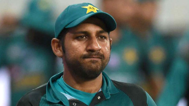 Pak captain Sarfraz suspended for racist taunt