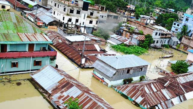 Flood situation worsens in 6 districts