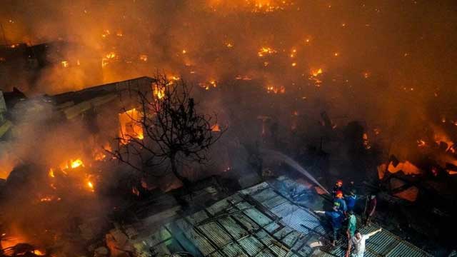Mirpur overnight fire turns lives of thousands upside down