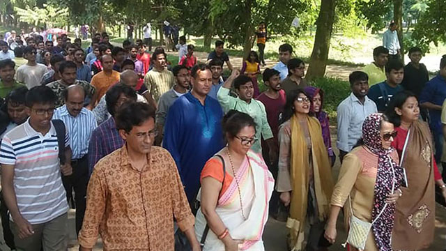 JU students, teachers bring out rally demanding resignation of VC