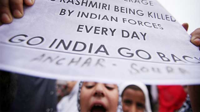 India arrests top Kashmiri leaders under controversial law   