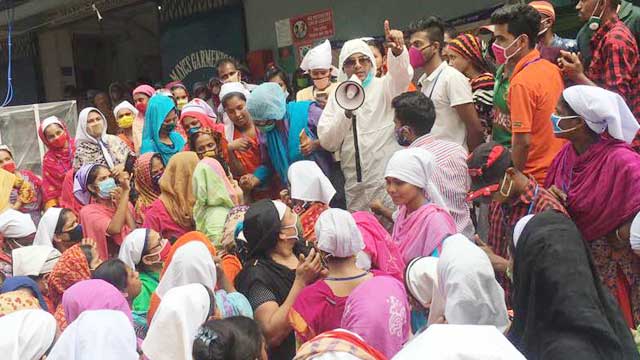 RMG workers stage demo in Mirpur demanding arrears