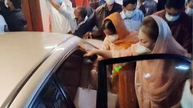 Khaleda Zia returns home