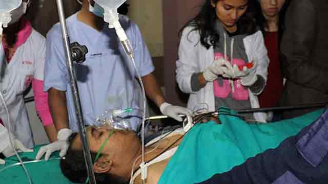 8-member medical team reach Kathmandu