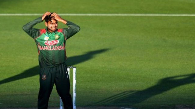 New Zealand ease into win over Bangladesh
