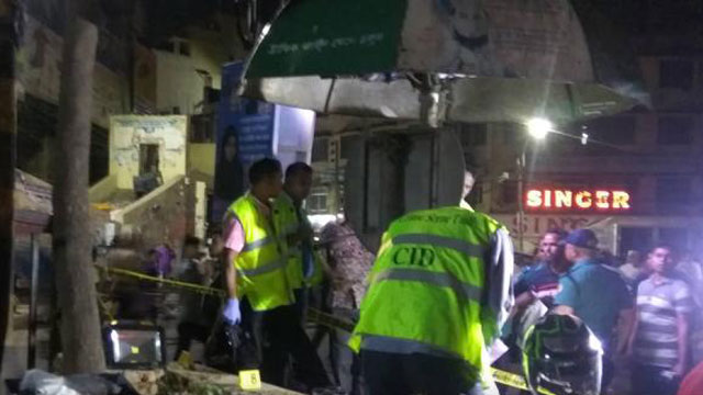 Cops among 3 hurt in crude bomb blast in Gulistan