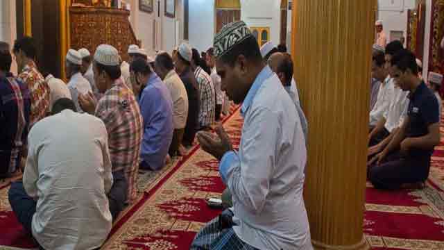 ‘I feel trapped’: Violence fuels fear among Myanmar Muslims