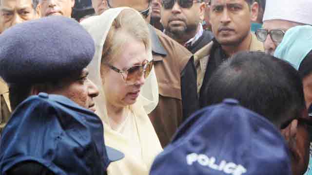 Khaleda Zia refuses to go to BSMMU