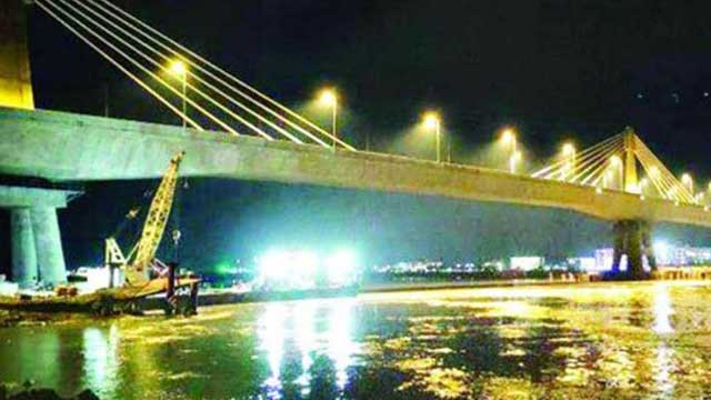 Payra Bridge: High toll rates frustrate locals, transport companies