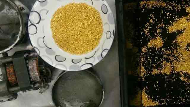 Gold seized from Indian citizen at Dhaka airport