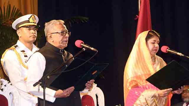 Abdul Hamid takes oath as president for 2nd term