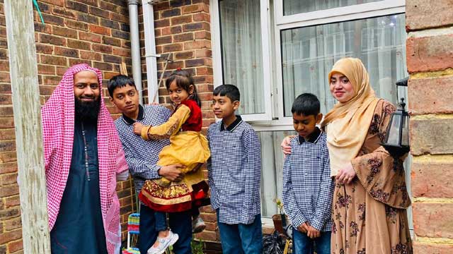 COVID-19: Imam 'melancholic and upset' as Muslims hold muted Eid-ul-Fitr celebrations