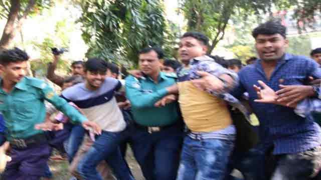 BCL activists attack IHT female students