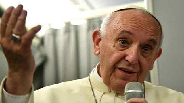 Wanted to visit Rohingya camps: Pope