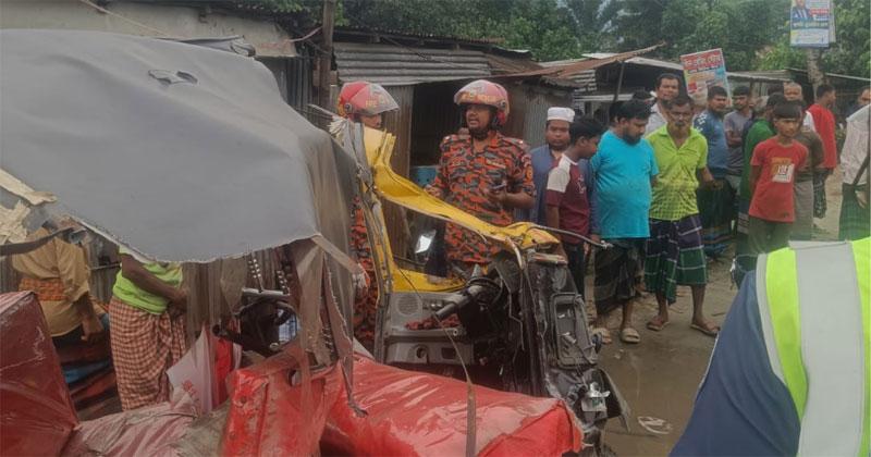 4 killed, 3 injured in Faridpur road crash