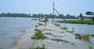 বাংলাদেশের নদ-নদীতে বাড়ছে পানি