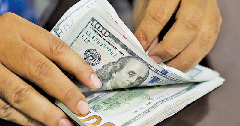 Dollar nears Tk 123 as war keeps markets on edge