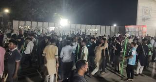 রোকেয়া বিশ্ববিদ্যালয়ে ছাত্রদল-ছাত্রশিবির সংঘর্ষ