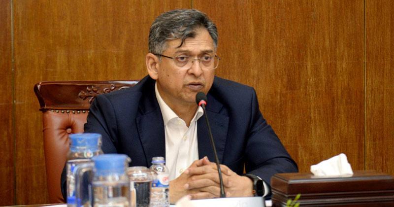 Govt offers up to Tk 2 lakh for information leading to recovery of looted, illegal firearms